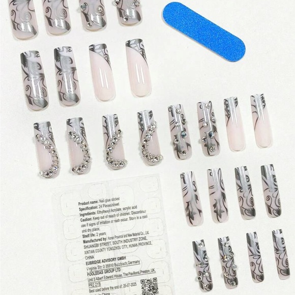 24pcs/set Stylish Coffin Shape & Simple Heart & Rhinestone Design Nail Art Set - Picture 2 of 3